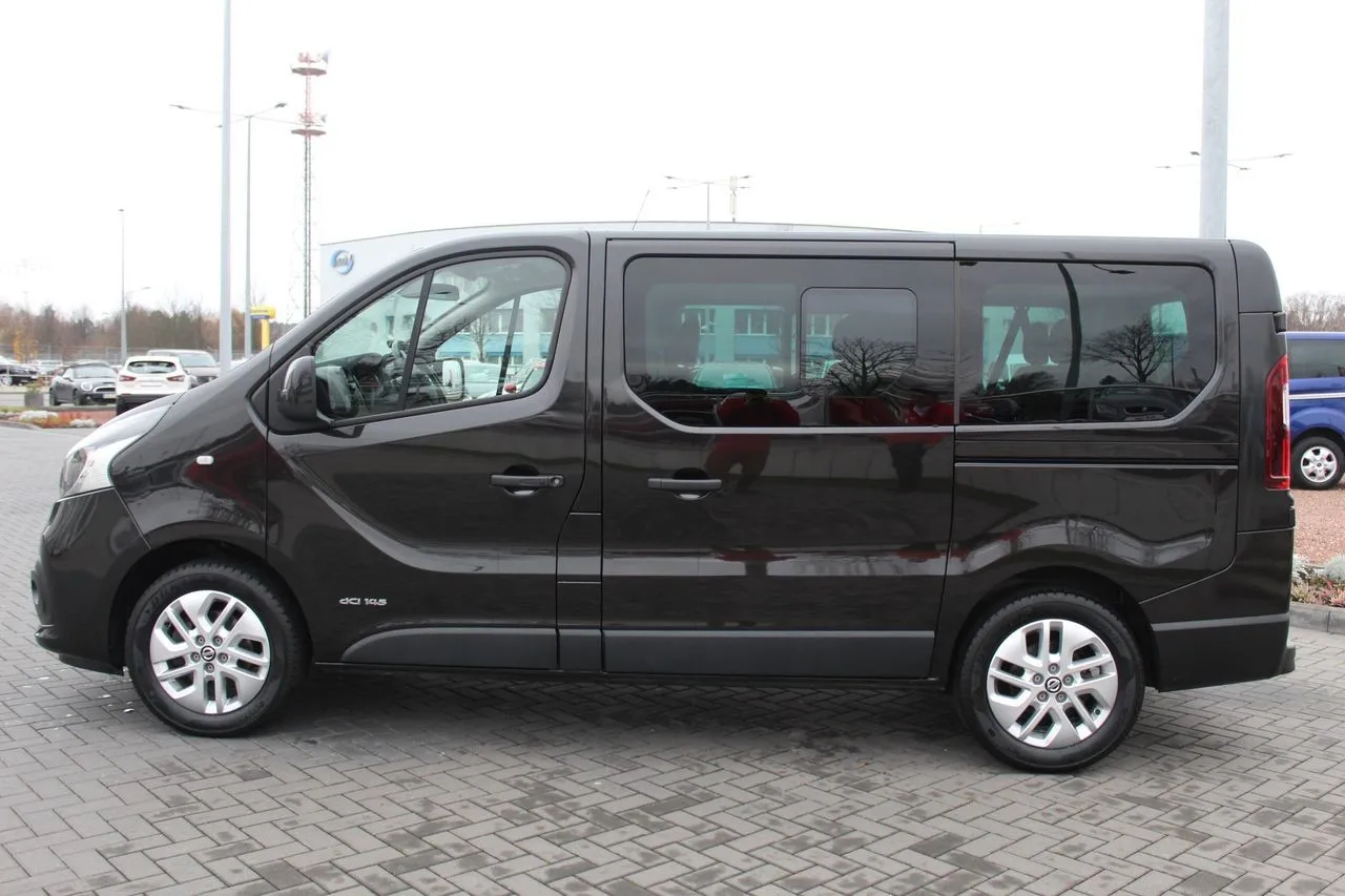 Nissan NV300 1.6 dCi 8-Sitzer Navi...  Image 8