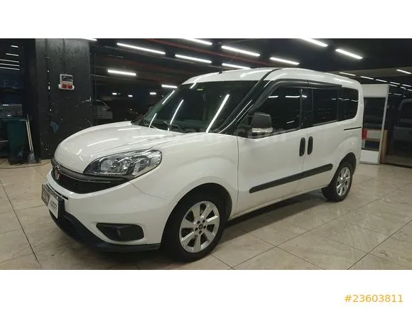 Fiat Doblo Doblo Combi 1.3 Multijet Safeline Image 2