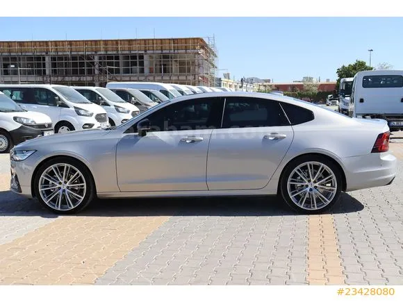 Volvo S90 2.0 D B5 Plus Dark Image 2